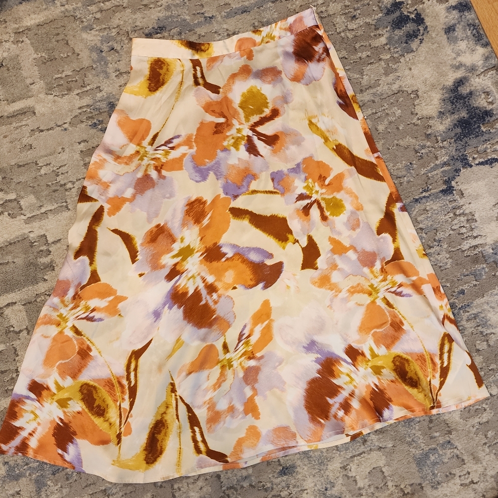 Joie 100% Silk Floral Midi Skirt Size 4 - Picture 7 of 12